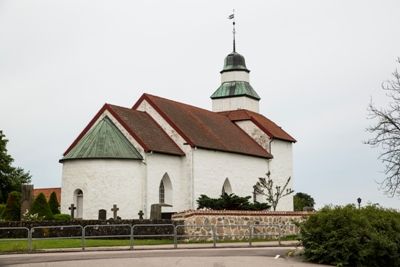 Kyrka