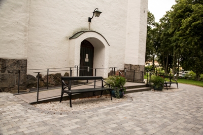 Kyrka